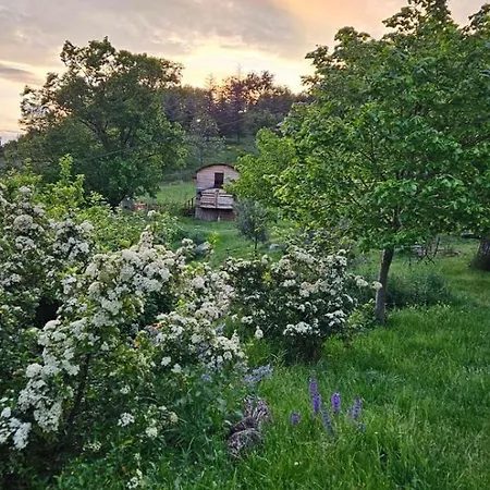 La Roulotte De La Croix Campeggio
